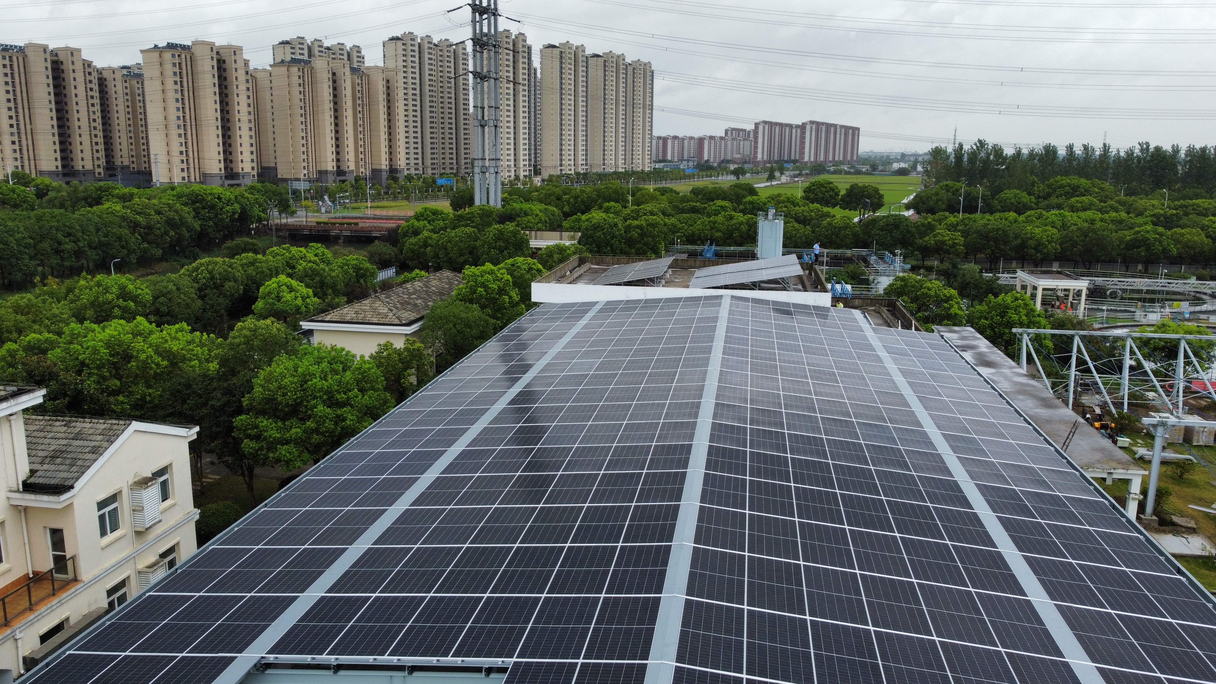 Integrated BIPV Roof System - Waterproof and Maintenance Solutions Manufacturer.jpg