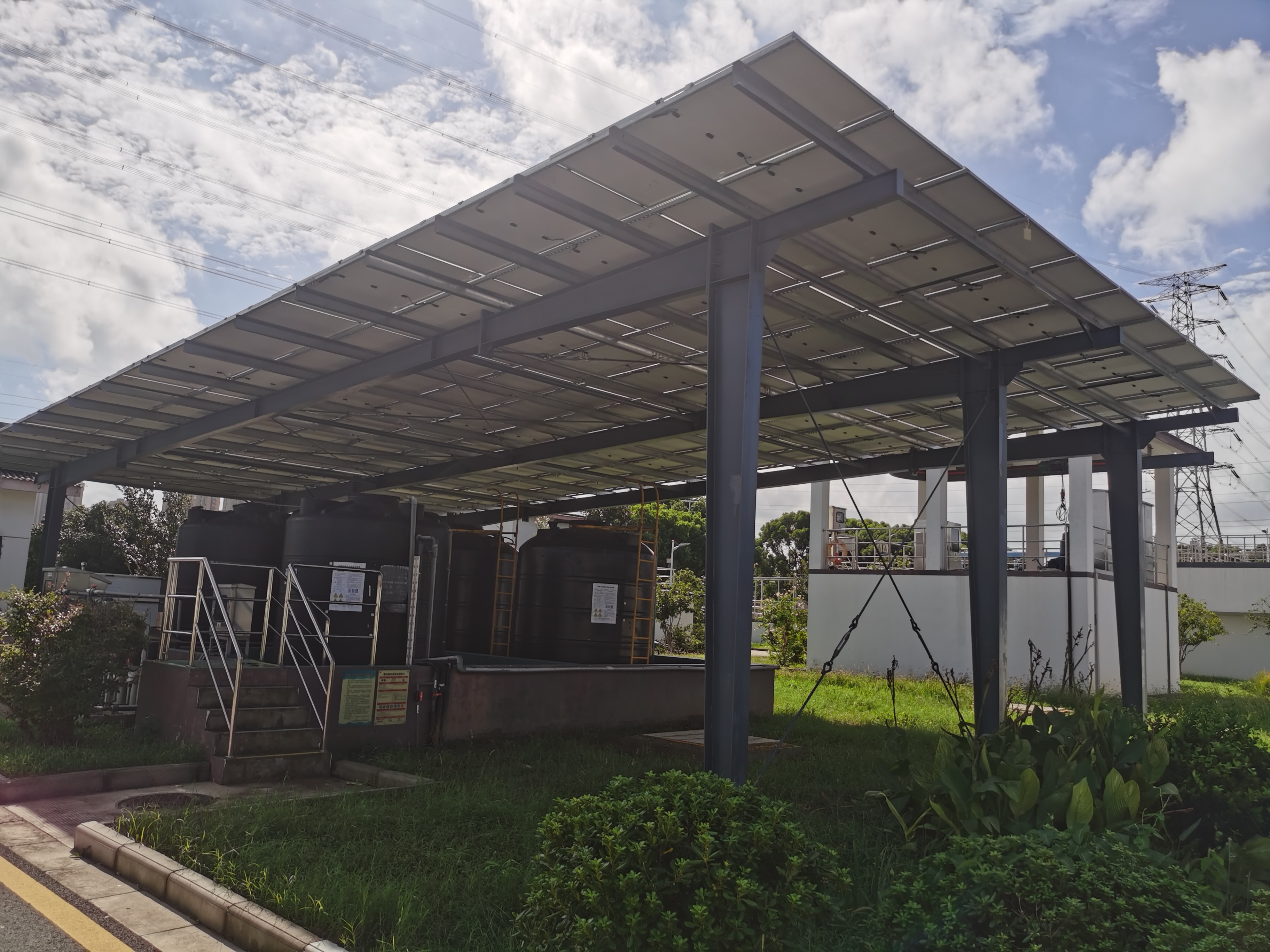 省钱又环保！BIPV 一体式光伏系统解决方案全解析